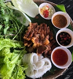 พาแว คาเฟ่ (Phavae Café)