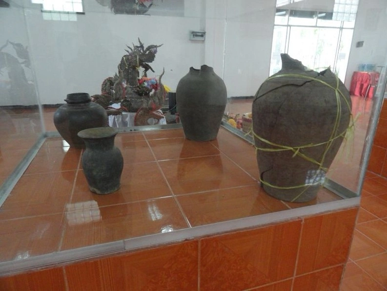 พิพิธภัณฑ์เมืองโบราณดงเมืองแอม